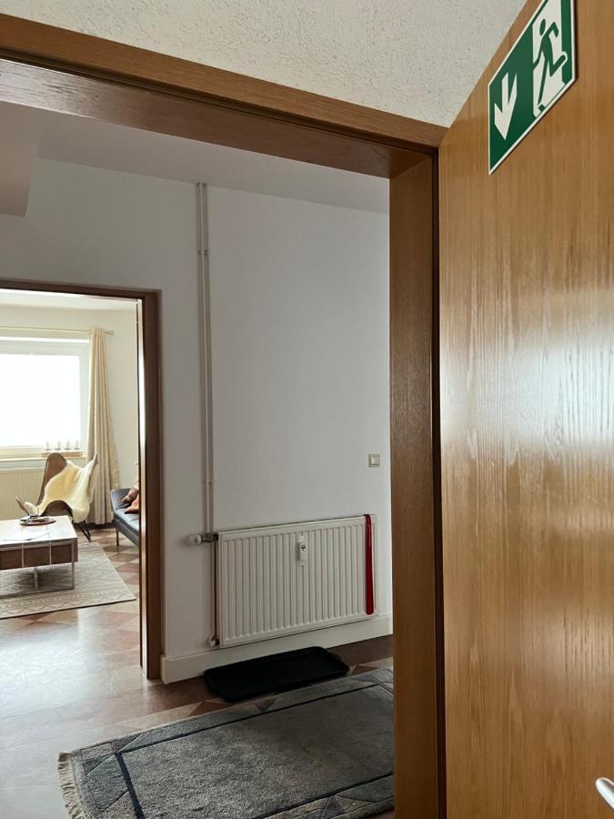 Sehr Schoene Wohnung,Komplett Neu Eingerichtet Limabach - Oberfrohna Extérieur photo