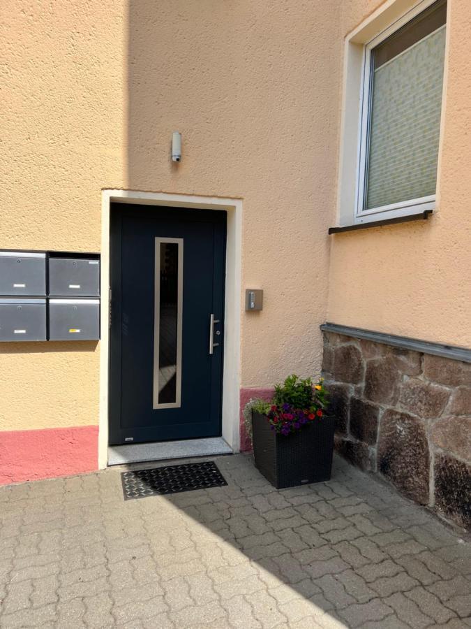 Sehr Schoene Wohnung,Komplett Neu Eingerichtet Limabach - Oberfrohna Extérieur photo