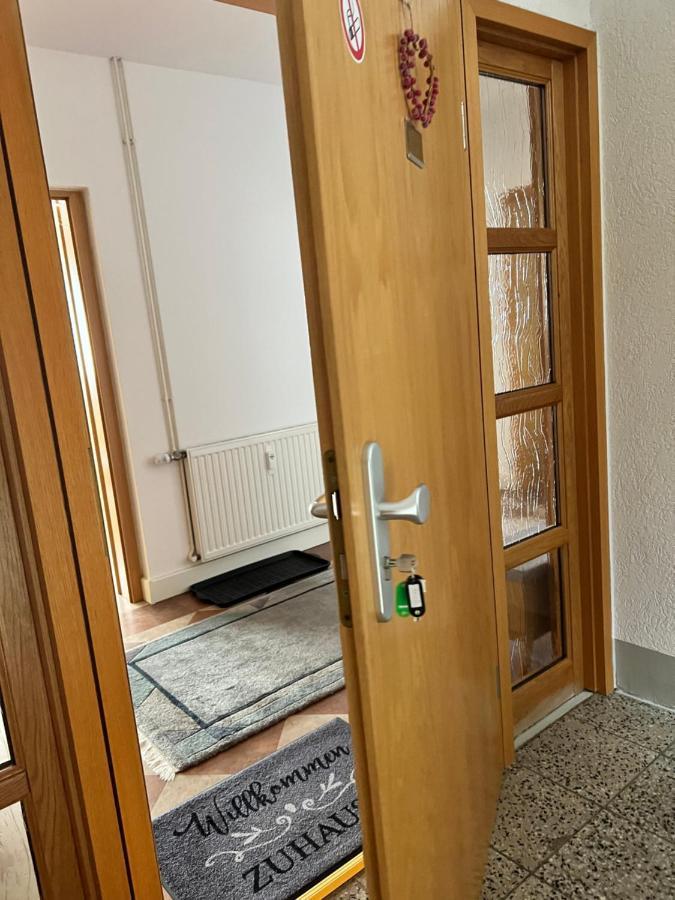 Sehr Schoene Wohnung,Komplett Neu Eingerichtet Limabach - Oberfrohna Extérieur photo